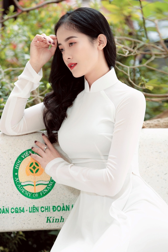 Hoa khôi Vân Anh: Thu nhập 40 triệu đồng/tháng từ thời sinh viên - 6 Hoa khôi Vân Anh: Thu nhập 40 triệu đồng/tháng từ thời sinh viên - 6