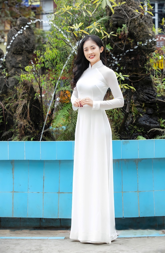 Hoa khôi Vân Anh: Thu nhập 40 triệu đồng/tháng từ thời sinh viên - 8 Hoa khôi Vân Anh: Thu nhập 40 triệu đồng/tháng từ thời sinh viên - 8