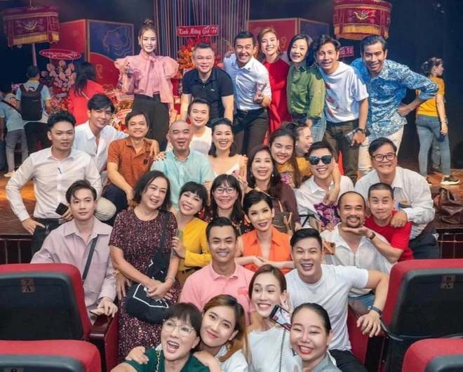 Nghệ sĩ miền Nam giỗ Tổ ra sao giữa giãn cách xã hội? - 7 Nghệ sĩ miền Nam giỗ Tổ ra sao giữa giãn cách xã hội? - 7