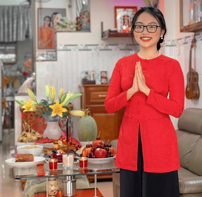 Nghệ sĩ miền Nam giỗ Tổ ra sao giữa giãn cách xã hội? - 9 Nghệ sĩ miền Nam giỗ Tổ ra sao giữa giãn cách xã hội? - 9