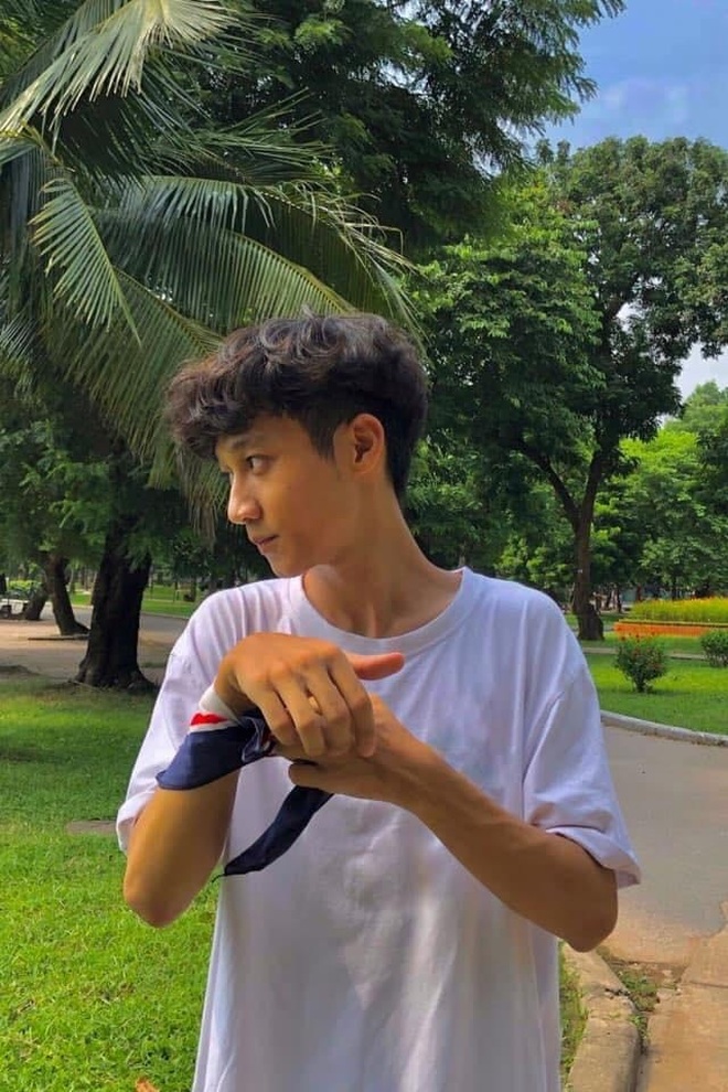 Nam sinh từng trượt trường chuyên đỗ 7 trường đại học top đầu - 5 Nam sinh từng trượt trường chuyên đỗ 7 trường đại học top đầu - 5