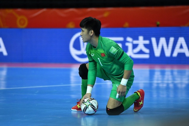 Thủ môn Hồ Văn Ý: Tự hào mang về vé đi tiếp cho futsal Việt Nam - 1 Thủ môn Hồ Văn Ý: Tự hào mang về vé đi tiếp cho futsal Việt Nam - 1
