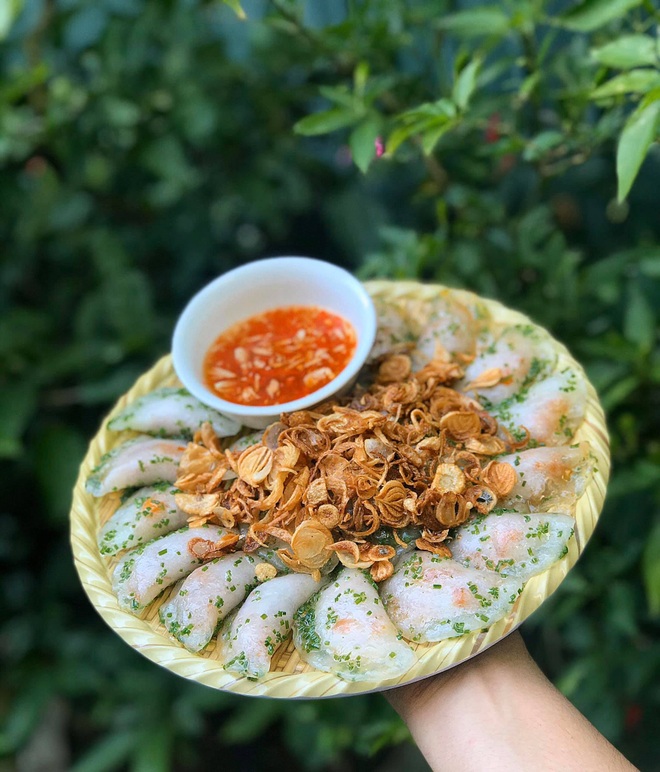 Chàng trai Gia Lai trổ tài làm đầu bếp với loạt món bánh ngon mùa dịch - 14 Chàng trai Gia Lai trổ tài làm đầu bếp với loạt món bánh ngon mùa dịch - 14