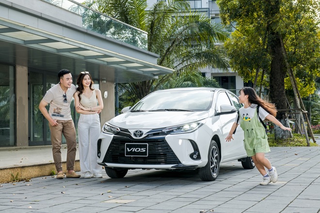 Kiên cường trong đại dịch, Toyota Vios giữ vững ngôi đầu phân khúc và bỏ xa đối thủ - 3