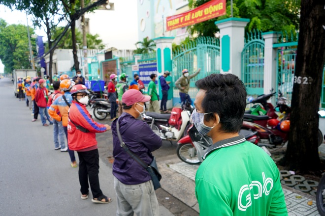 TPHCM: Tô bún 55 ngàn, phí ship 83 ngàn, shipper thu bạc triệu mỗi ngày - 5