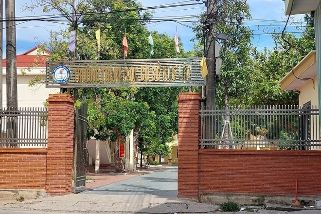 Yêu cầu thu hồi quyết định bổ nhiệm lại một hiệu trưởng ở Thanh Hóa - 1 Yêu cầu thu hồi quyết định bổ nhiệm lại một hiệu trưởng ở Thanh Hóa - 1