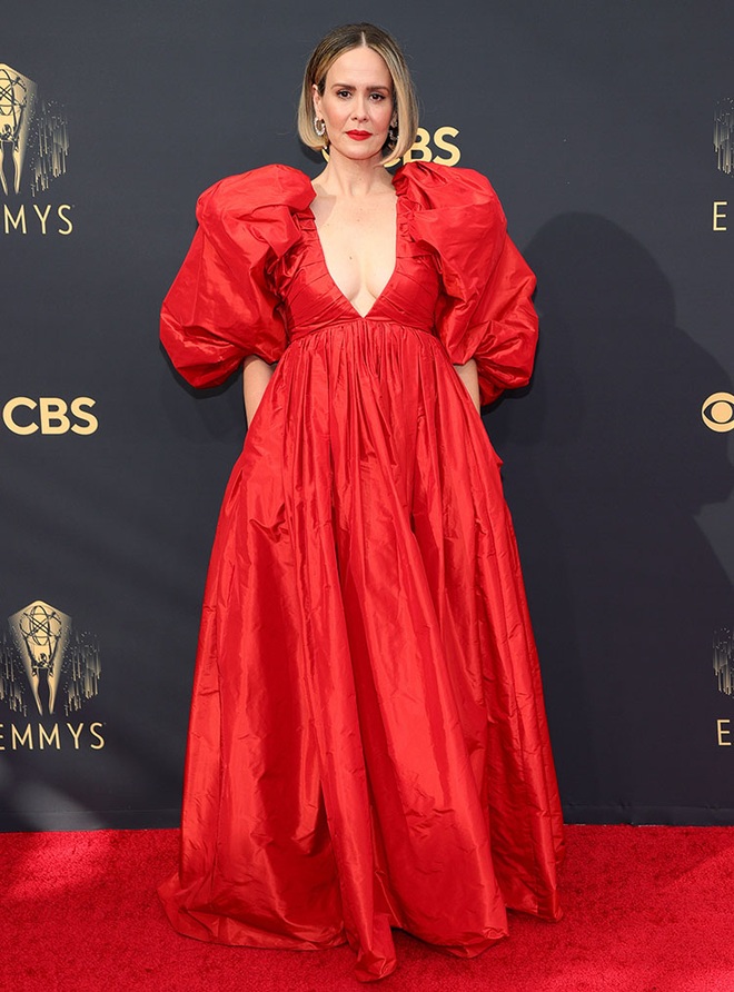 Catherine-Zeta Jones sánh đôi cùng chồng dự giải Emmy - 6