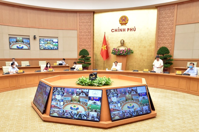 Phó Thủ tướng: Không phải cứ có F0 là đóng cửa nhà máy hàng nghìn công nhân - 2 Phó Thủ tướng: Không phải cứ có F0 là đóng cửa nhà máy hàng nghìn công nhân - 2