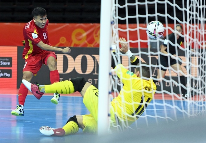 Hình ảnh chiến đấu kiên cường của tuyển futsal Việt Nam ở World Cup - 4 Hình ảnh chiến đấu kiên cường của tuyển futsal Việt Nam ở World Cup - 4