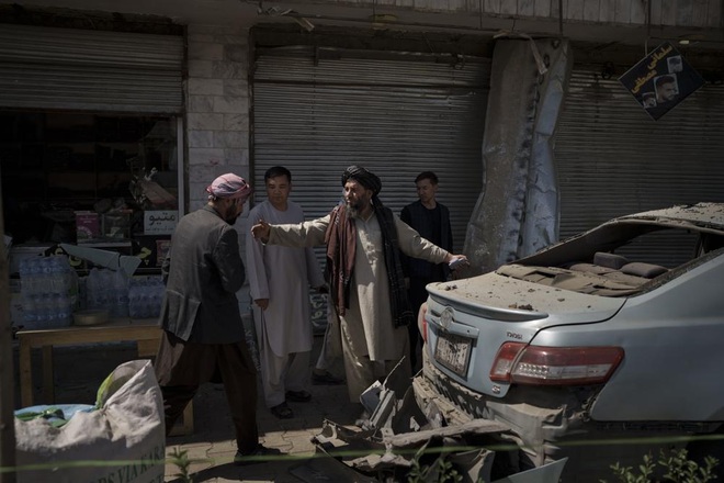 Taliban hứng chịu vụ tấn công chết người đầu tiên sau khi Mỹ rút quân - 1