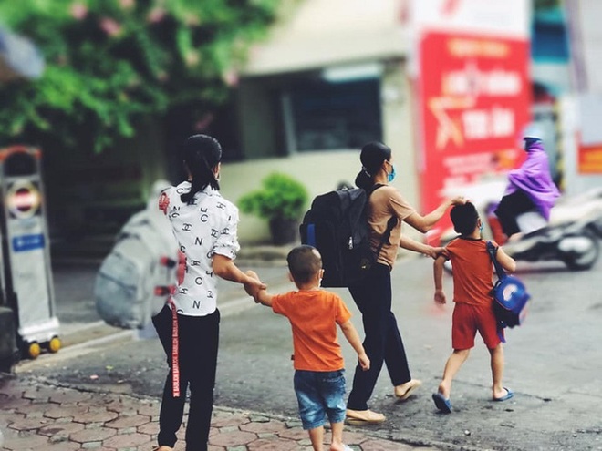 Người phụ nữ lái xe hàng ngàn km chở bệnh nhân về nhà miễn phí - 3 Người phụ nữ lái xe hàng ngàn km chở bệnh nhân về nhà miễn phí - 3