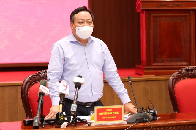 Hà Nội: Học sinh sẽ đến trường sau khi tiêm phủ 2 mũi vắc xin cho người dân - 1 Hà Nội: Học sinh sẽ đến trường sau khi tiêm phủ 2 mũi vắc xin cho người dân - 1