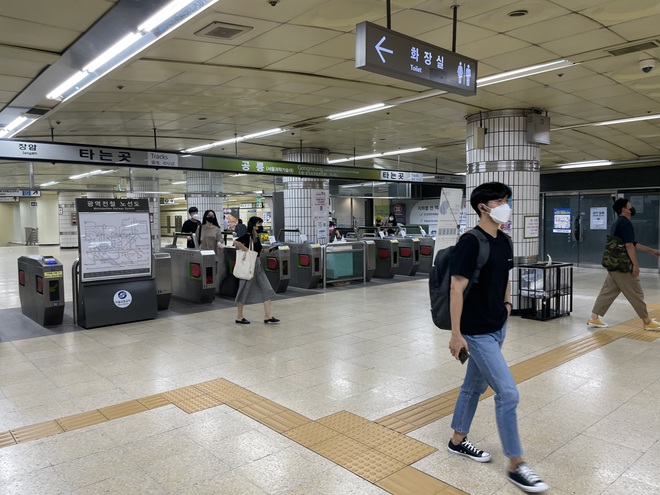 Người Việt tại Hàn Quốc học cách sống chung an toàn với Covid-19 - 2 Người Việt tại Hàn Quốc học cách sống chung an toàn với Covid-19 - 2