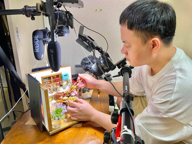 Chàng trai Việt nấu hàng trăm món ăn tí hon gây sốt cộng đồng mạng - 2 Chàng trai Việt nấu hàng trăm món ăn tí hon gây sốt cộng đồng mạng - 2