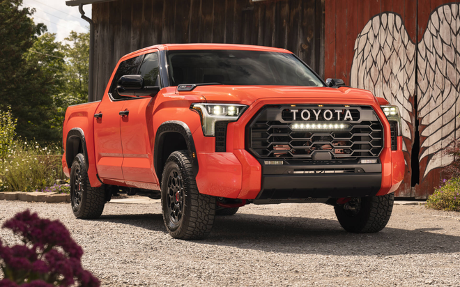 Siêu bán tải Toyota Tundra 2022 đối đầu Chevrolet Silverado và Ford F-150 - 1