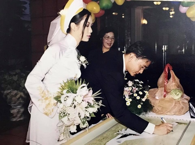Trịnh Kim Chi tiết lộ bí quyết giữ gìn hôn nhân hạnh phúc sau 2 thập kỷ - 2