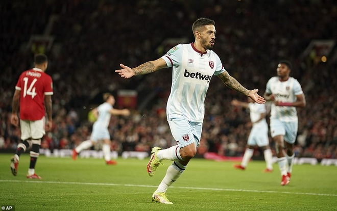 Vắng Ronaldo, Man Utd thua đau đớn trước West Ham - 3 Vắng Ronaldo, Man Utd thua đau đớn trước West Ham - 3