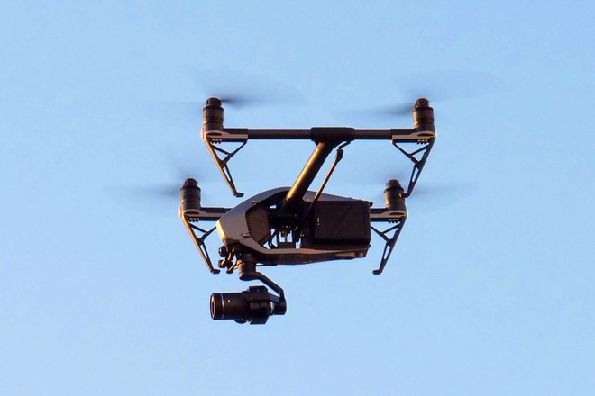 Quay phim, chụp ảnh bằng flycam khi chưa được phép có thể bị phạt 7 triệu - 1