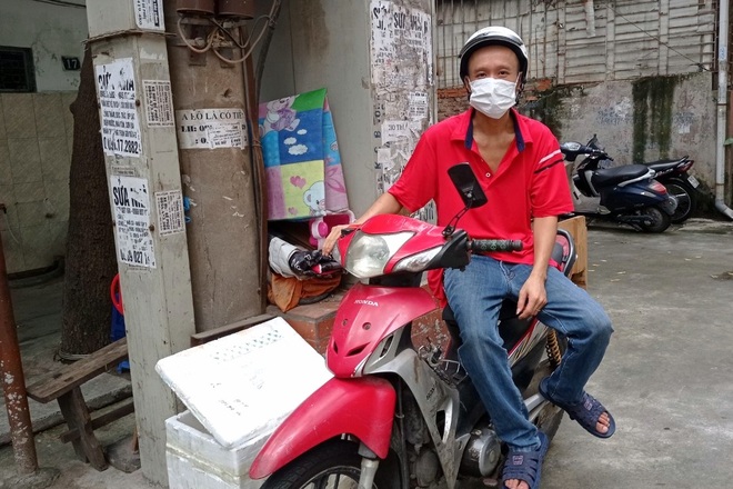 Hà Nội nới lỏng giãn cách: Người không hết việc, người vẫn chênh vênh - 4 Hà Nội nới lỏng giãn cách: Người không hết việc, người vẫn chênh vênh - 4