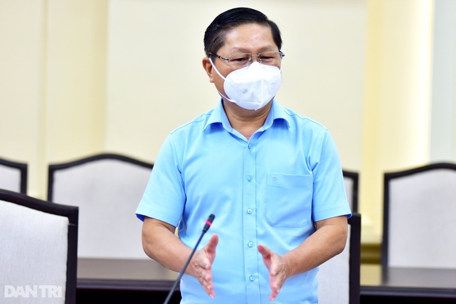 Thứ trưởng Lê Tấn Dũng: Tăng cường chống dịch tại cơ sở bảo trợ xã hội - 6 Thứ trưởng Lê Tấn Dũng: Tăng cường chống dịch tại cơ sở bảo trợ xã hội - 6