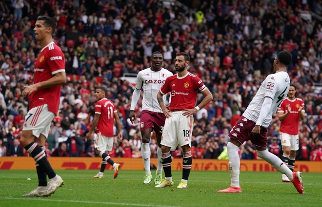 HLV Solskjaer đổ lỗi cho VAR khiến Man Utd thua Aston Villa - 2 HLV Solskjaer đổ lỗi cho VAR khiến Man Utd thua Aston Villa - 2