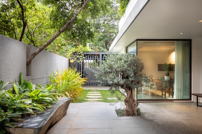 Ngôi nhà rộng 700 m2 có 3 khoảng sân, được xem là thánh địa yên bình - 5 Ngôi nhà rộng 700 m2 có 3 khoảng sân, được xem là thánh địa yên bình - 5