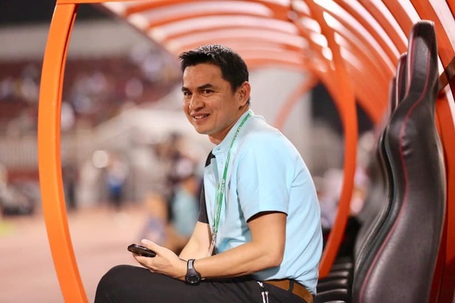 Kiatisuk gắn bó với HA Gia Lai, tuyển Thái Lan giảm cơ hội vô địch AFF Cup? - 3 Kiatisuk gắn bó với HA Gia Lai, tuyển Thái Lan giảm cơ hội vô địch AFF Cup? - 3