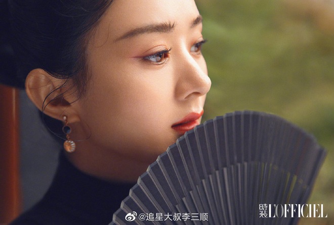 Con người thật của Triệu Lệ Dĩnh qua chia sẻ từ đồng nghiệp - 7 Con người thật của Triệu Lệ Dĩnh qua chia sẻ từ đồng nghiệp - 7