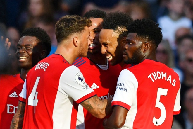 Arsenal 3-1 Tottenham: Cơn thịnh nộ của Pháo thủ - 1