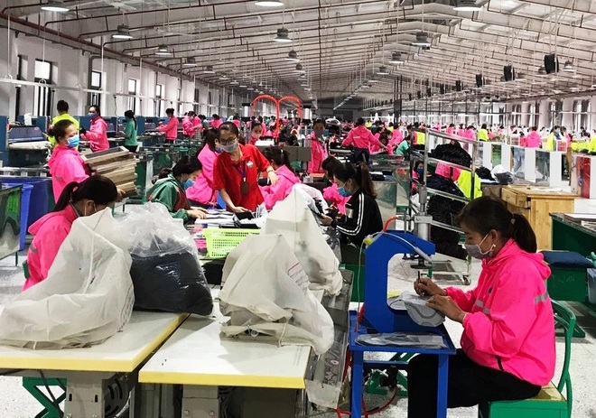 Công nhân công ty Vietglory_Diễn Trường_Diễn Châu_Nghệ An_D.jpeg Công nhân công ty Vietglory_Diễn Trường_Diễn Châu_Nghệ An_D.jpeg