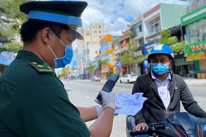 Người dân vào Đà Nẵng sẽ khai báo trước để được cấp mã QR - Đà Nẵng - 2021 - CTV Hồng Vân 1