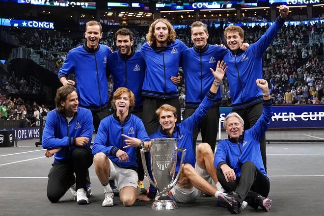 Zverev và Rublev giúp đội tuyển châu Âu vô địch Laver Cup 2021 - 1 Zverev và Rublev giúp đội tuyển châu Âu vô địch Laver Cup 2021 - 1
