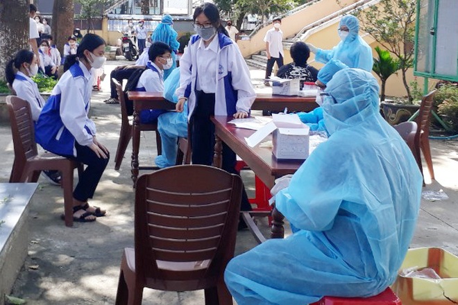 Xét nghiệm_học sinh_TP Pleiku_27/9_Thế Chiến Xét nghiệm_học sinh_TP Pleiku_27/9_Thế Chiến.