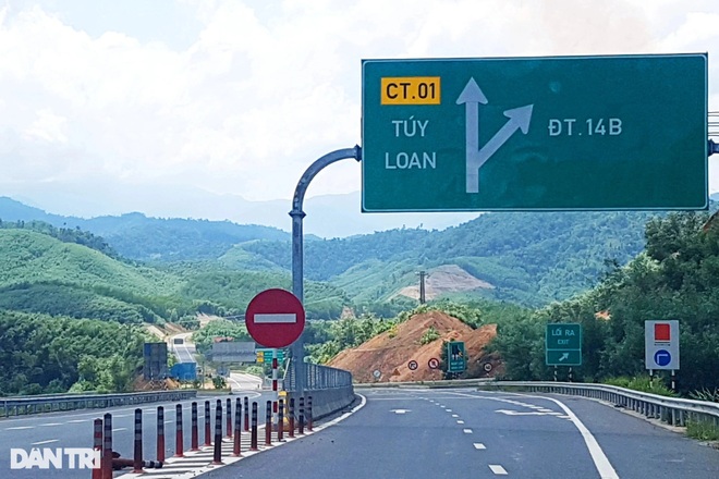 Cận cảnh tuyến cao tốc nối Đà Nẵng với Thừa Thiên Huế - 10