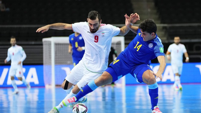 Thắng kịch tính Iran, Kazakhstan vào bán kết World Cup futsal - 2