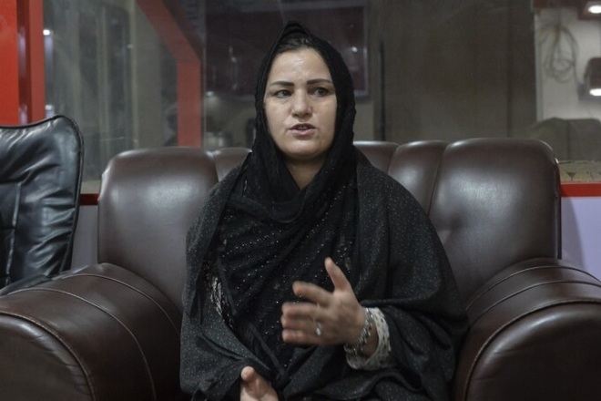 Nữ chủ nhân kho vàng đỏ của Afghanistan thách thức Taliban - 3