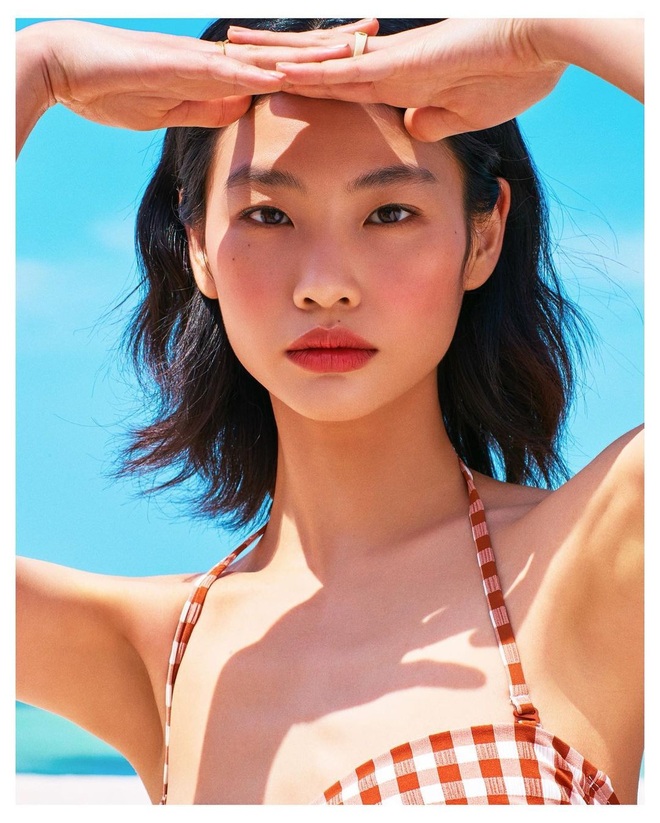 Người mẫu Jung Ho Yeon tỏa sáng trong Squid Game