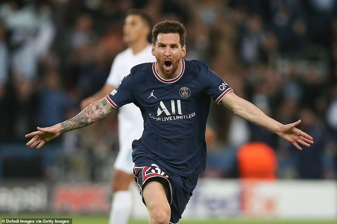 Bàn thắng của Messi được vinh danh đẹp nhất tuần ở Champions League - 2