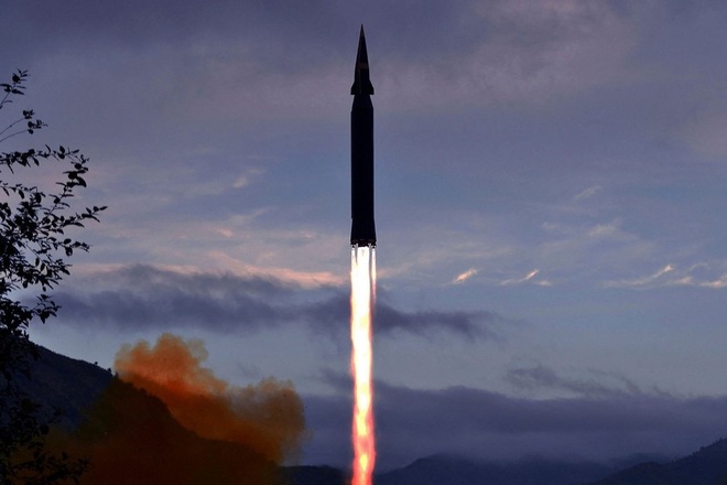 Hoài nghi xoay quanh vụ Triều Tiên thử thành công tên lửa siêu vượt âm - 1