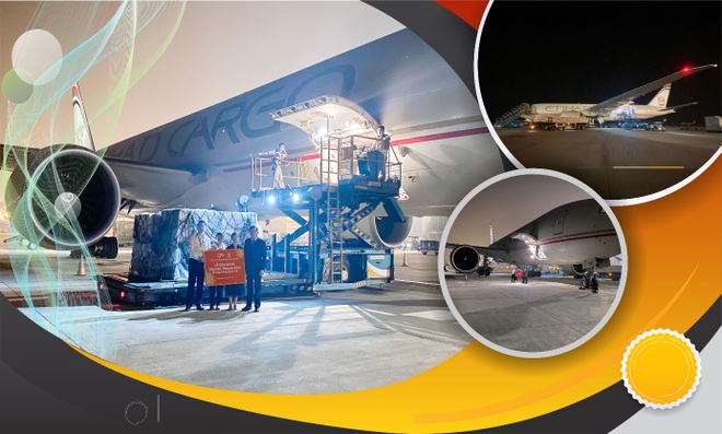 Một triệu liều vắc xin Covid-19 Hayat-Vax sản xuất tại UAE hạ cánh xuống sân bay quốc tế Nội bài - 2 Một triệu liều vắc xin Covid-19 Hayat-Vax sản xuất tại UAE hạ cánh xuống sân bay quốc tế Nội bài - 2