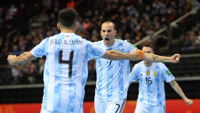 Quật ngã Brazil, Argentina hiên ngang vào chung kết World Cup futsal 2021 - 3