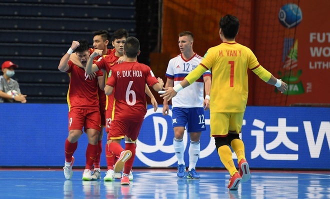Ngôi sao Argentina tái hiện bàn thắng của futsal Việt Nam ở World Cup - 2