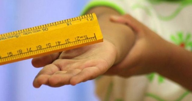 Giáo dục bằng khuyên nhủ: Đứa trẻ sẽ ảo tưởng không ai có quyền phạt mình - 2 Giáo dục bằng khuyên nhủ: Đứa trẻ sẽ ảo tưởng không ai có quyền phạt mình - 2
