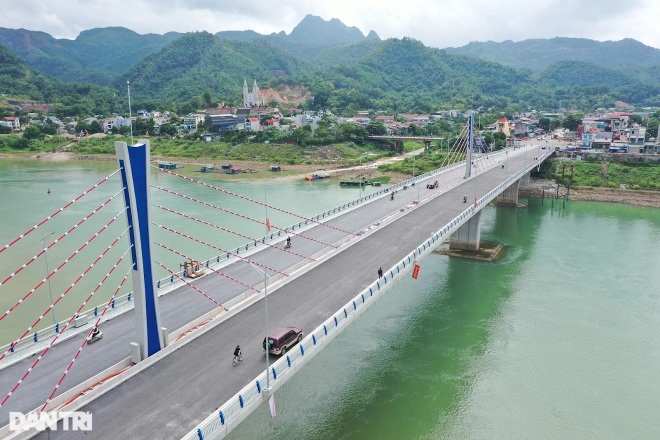 Vẻ đẹp những cây cầu dọc Việt Nam - Báo Quảng Ninh điện tử