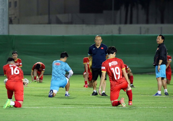 HLV Park Hang Seo tung hỏa mù trước trận gặp Trung Quốc - 2