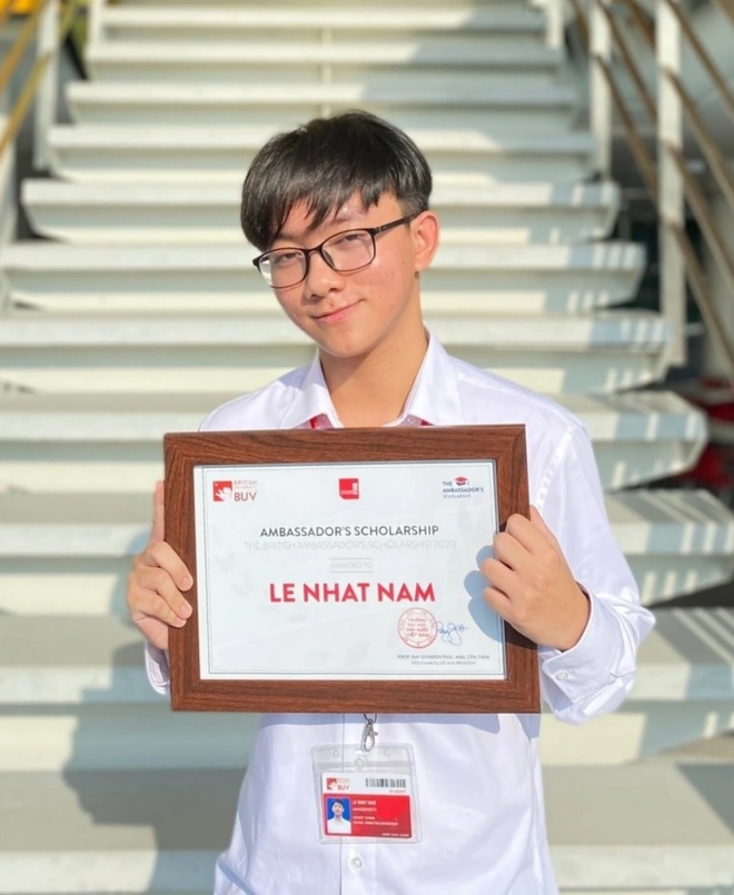 Gen Z 19 tuổi làm cố vấn giúp nhiều học sinh giành học bổng đại học quốc tế - 1 Gen Z 19 tuổi làm cố vấn giúp nhiều học sinh giành học bổng đại học quốc tế - 1