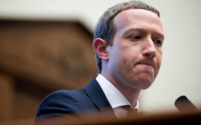 Facebook sập toàn cầu, Mark Zuckerberg mất 6 tỷ USD sau một đêm - 1