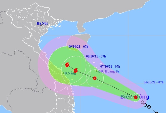 Áp thấp nhiệt đới hướng vào miền Trung, nhiều nơi mưa to - 1