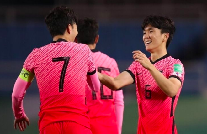 Son Heung Min ghi bàn, Hàn Quốc đánh bại Syria để lên ngôi đầu bảng A - 4 Son Heung Min ghi bàn, Hàn Quốc đánh bại Syria để lên ngôi đầu bảng A - 4