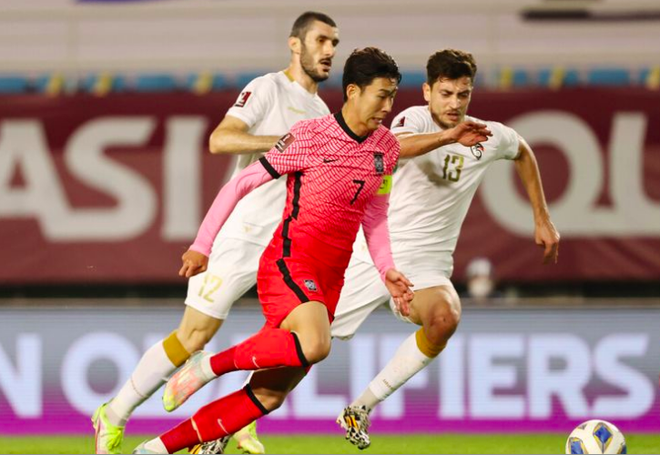 Son Heung Min ghi bàn, Hàn Quốc đánh bại Syria để lên ngôi đầu bảng A - 3 Son Heung Min ghi bàn, Hàn Quốc đánh bại Syria để lên ngôi đầu bảng A - 3